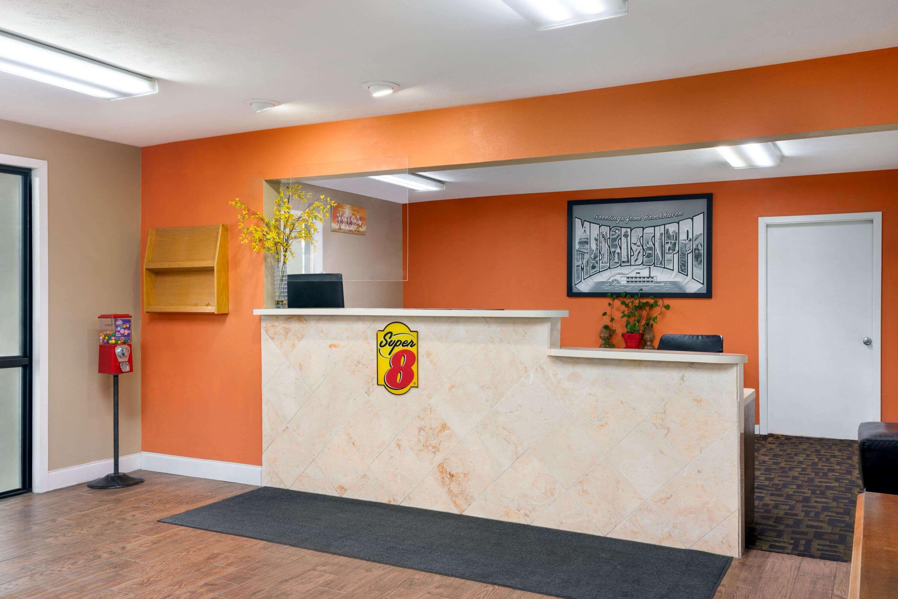 Super 8 By Wyndham Brookhaven Hotel Екстериор снимка